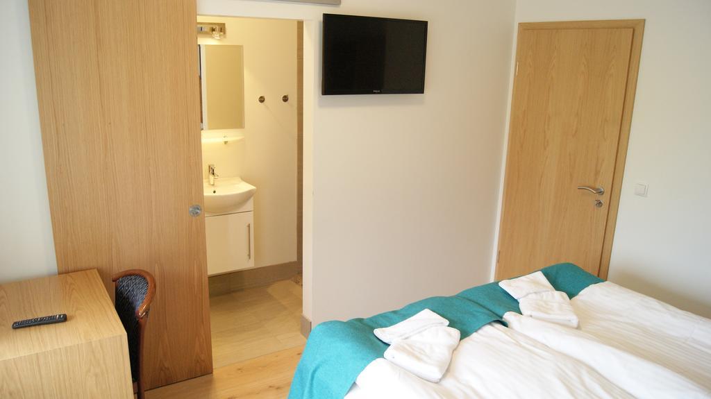 Glacier World - Hoffell Guesthouse Room photo